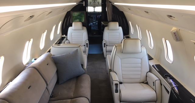 Challenger 300 Interior