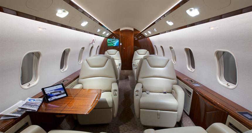 Challenger 300 Interior